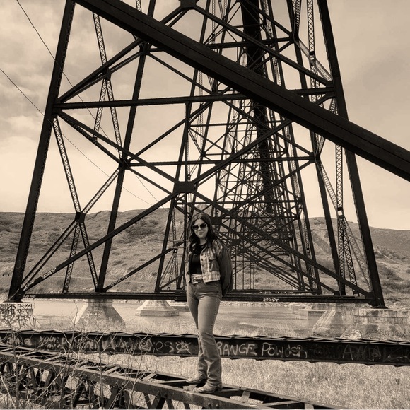 Meet your Posher, Mackenzie! - Picture 1 of 1